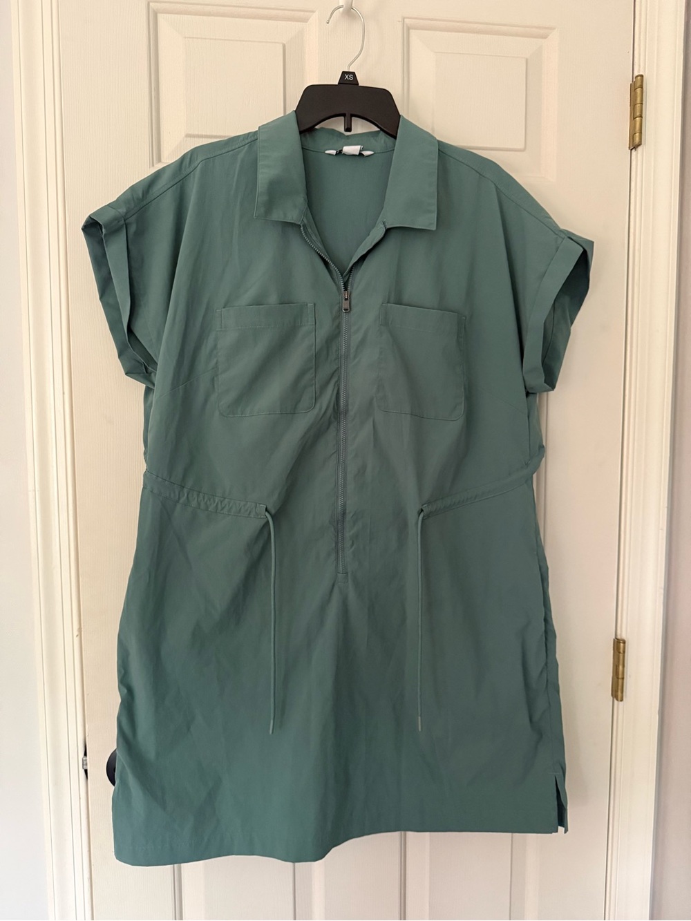 Athleta Short-Sleeve Button-Front Shirt Dress in Teal-Green